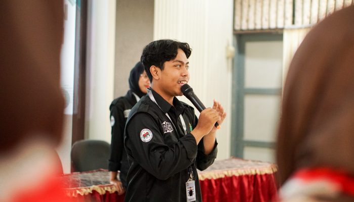 Kedewasaan Demokrasi: Kampung vs Kampus