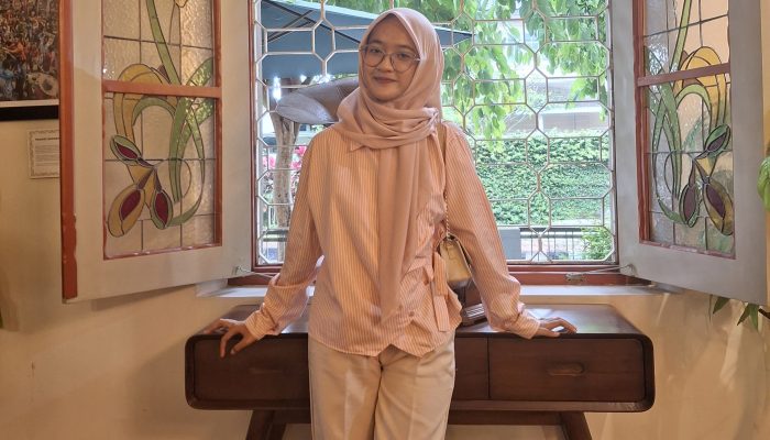 Demokrasi di Sekitar Kita: Antara Harapan dan Kenyataan