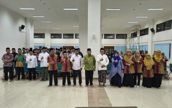 Polines Laksanakan Pengabdian Masyarakat “Pengelolaan Keuangan Syariah dan Investasi Syariah Sesuai Financial Goal”