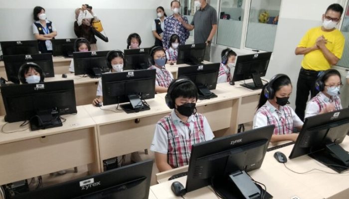 Seluruh Sekolah Akan Mendapatkan Program Digitalisasi Sesuai Asas Keadilan dan Pemerataan