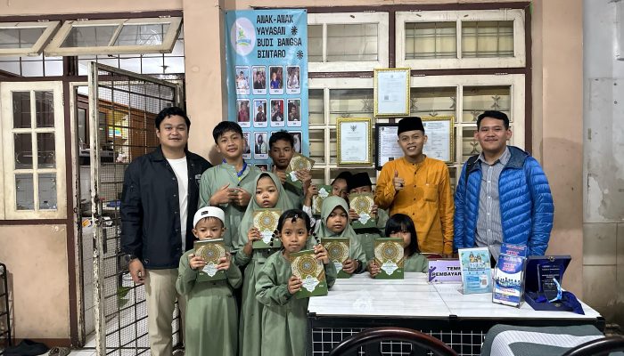 HUT ke-17, TIDAR Tangsel Tebar Kepedulian Sosial Lewat 100 Paket Makanan dan 50 Mushaf Al-Qur’an