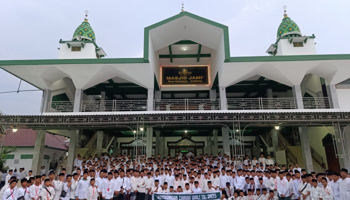 Pesantren Alhamdulillah Kemadu Gelar Ziarah Wali