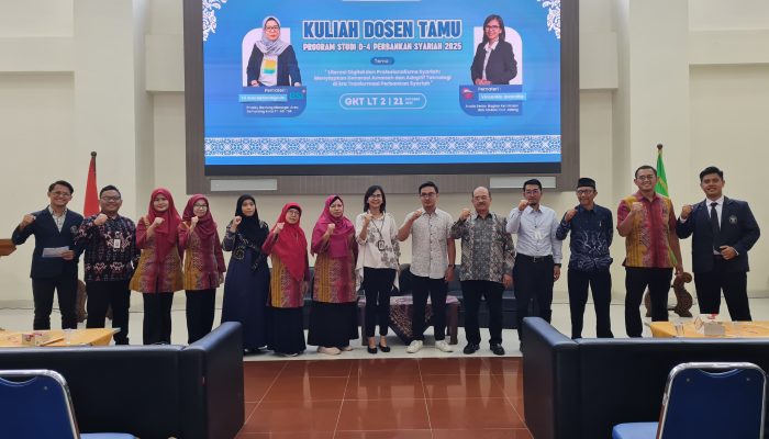 Literasi Digital dan Profesionalisme Syariah Jadi Fokus Kuliah Dosen Tamu Perbankan Syariah Polines