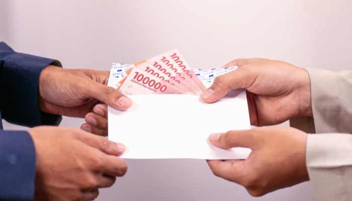 Eksistensi Zakat: Antara Idealitas Negara dan Realitas Korupsi