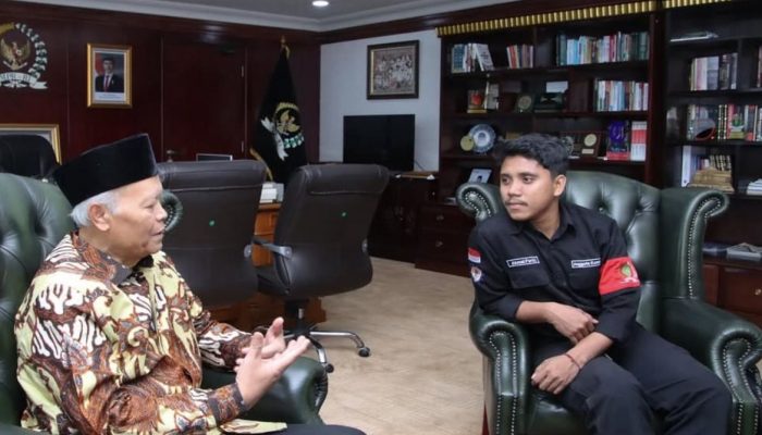 Membaca Pertumbuhan Ekonomi Maluku Utara Bersama Faizal Keliobas Lulusan Terbaik Dari FISIP UMJ