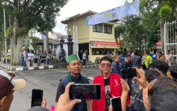 Aliansi Mahasiswa Salatiga Gelar Aksi Evaluasi Satu Tahun Kepemimpinan Robby