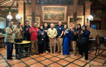 Ketua dan Bendahara DPW PWDPI Jawa Tengah Silaturahmi ke Penasehat di Watu Gunung Ungaran