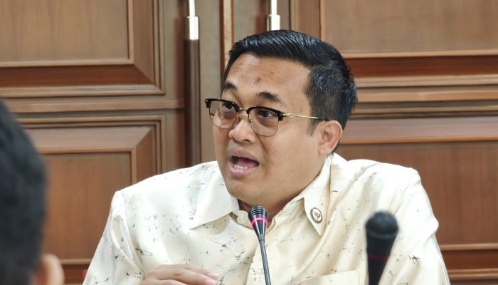 Menjaga Kepercayaan Investor dan Perlindungan Konsumen di Tengah Dinamika Pasar Modal Nasional