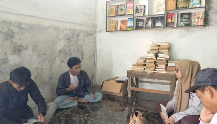 Paradox Indonesia Emas: Membangun Menara Megah di Atas Fondasi Rapuh