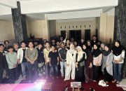 HMI Se-lingkup Korkom Walisongo Sukses Gelar Nobar Pesta Babi
