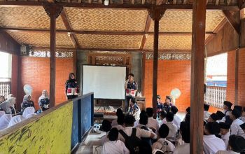 Tim KKN Kelompok 39 Universitas PGRI Semarang Gelar Sosialisasi Anti Narkoba di Ponpes Usmaniyyah Ngemplak