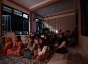 KKN Posko 210 Ajak Anak-Anak Nonton Film Edukasi, Belajar Nilai Moral melalui Nusa & Rara The Movie
