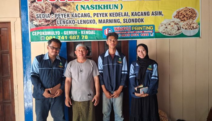Optimalisasi Pemasaran digital, Mahasiswa KKN UIN Walisongo Melaksanakan Sosialisasi Pembuatan Marketplace Dan Pemasaran Digital Ke Salah Satu UMKM Desa Cepokomulyo.